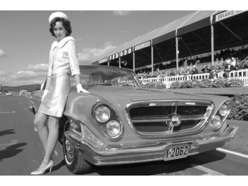 Характеристики автомобиля Chrysler 300 Letter Series 6.8 AT TorqueFlite 300H Ram Induction Coupe (10.1961 - 09.1962): фото, вместимость, скорость, двигатель, топливо, масса, отзывы
