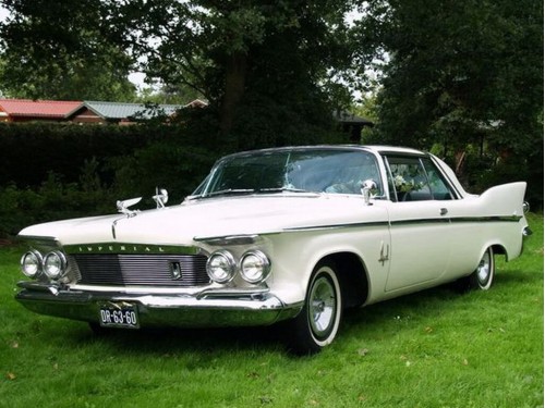 Характеристики автомобиля Chrysler Imperial 6.8 AT Imperial Crown Southampton Hardtop (10.1960 - 09.1961): фото, вместимость, скорость, двигатель, топливо, масса, отзывы
