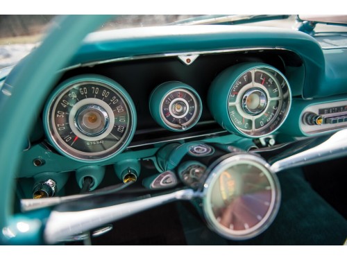 Характеристики автомобиля Chrysler New Yorker 6.4 AT Convertible (11.1956 - 11.1957): фото, вместимость, скорость, двигатель, топливо, масса, отзывы