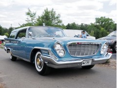 Chrysler New Yorker 6.7 AT Town&amp;Country Wagon (11.1960 - 09.1961)