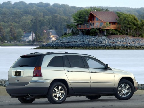 Характеристики автомобиля Chrysler Pacifica 3.8 AT LX (01.2007 - 11.2007): фото, вместимость, скорость, двигатель, топливо, масса, отзывы