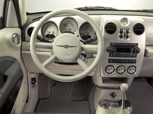 Характеристики автомобиля Chrysler PT Cruiser 2.4 AT GT (01.2004 - 07.2005): фото, вместимость, скорость, двигатель, топливо, масса, отзывы
