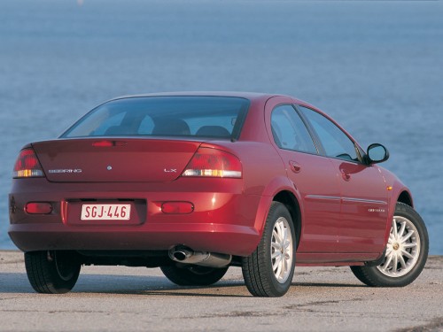 Характеристики автомобиля Chrysler Sebring 2.0 AT LX (09.2000 - 01.2003): фото, вместимость, скорость, двигатель, топливо, масса, отзывы