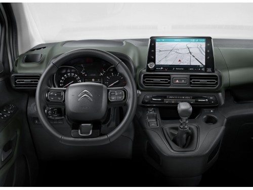 Характеристики автомобиля Citroen Berlingo 1.2 MT XL (06.2018 - н.в.): фото, вместимость, скорость, двигатель, топливо, масса, отзывы