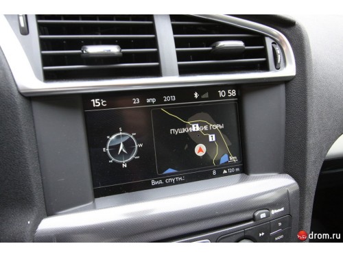 Характеристики автомобиля Citroen C4 1.6 MT Tendance Taxi (05.2014 - 12.2015): фото, вместимость, скорость, двигатель, топливо, масса, отзывы