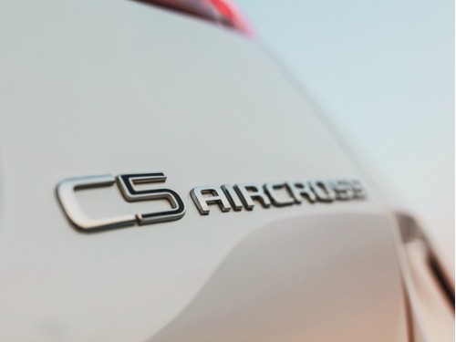 Характеристики автомобиля Citroen C5 Aircross 2.0 HDi AT C-Series (03.2021 - 03.2022): фото, вместимость, скорость, двигатель, топливо, масса, отзывы
