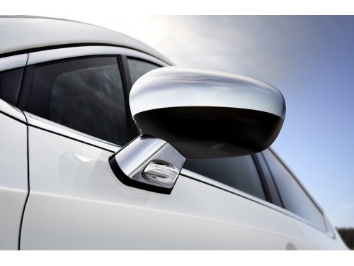 Характеристики автомобиля Citroen DS4 1.6 THP AT 60 years (07.2015 - 09.2015): фото, вместимость, скорость, двигатель, топливо, масса, отзывы