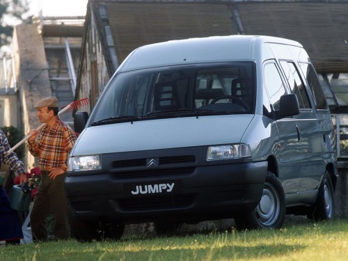 Характеристики автомобиля Citroen Jumpy 1.6 MT Combi (10.1995 - 02.2004): фото, вместимость, скорость, двигатель, топливо, масса, отзывы