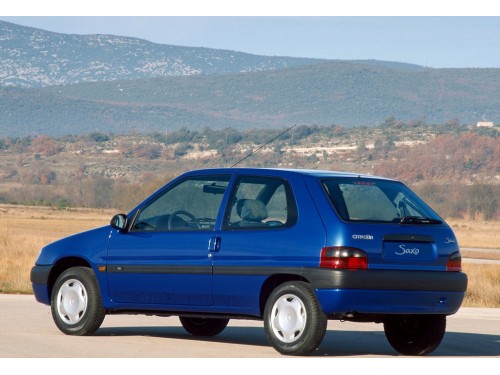 Характеристики автомобиля Citroen Saxo 1.5 D MT SX (03.1996 - 08.1999): фото, вместимость, скорость, двигатель, топливо, масса, отзывы