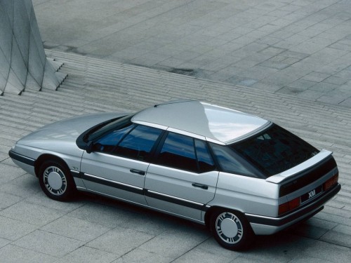 Характеристики автомобиля Citroen XM 2.0 MT Comfort (09.1989 - 08.1994): фото, вместимость, скорость, двигатель, топливо, масса, отзывы