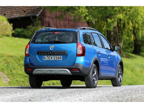 Характеристики автомобиля Dacia Logan MCV Stepway 1.5 Blue dCi MT (12.2016 - н.в.): фото, вместимость, скорость, двигатель, топливо, масса, отзывы
