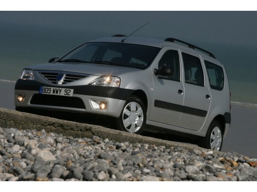 Характеристики автомобиля Dacia Logan MCV 1.5 dCi MT Ambience 5-seats (10.2006 - 02.2009): фото, вместимость, скорость, двигатель, топливо, масса, отзывы