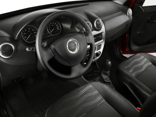 Характеристики автомобиля Dacia Sandero Stepway 1.5 dCi MT (06.2009 - 12.2012): фото, вместимость, скорость, двигатель, топливо, масса, отзывы