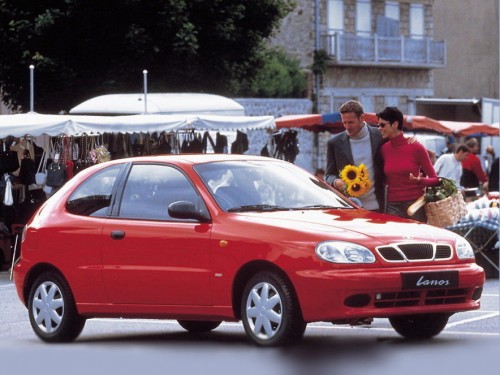 Характеристики автомобиля Daewoo Lanos 1.4 MT SE 3dr (01.1997 - 01.2002): фото, вместимость, скорость, двигатель, топливо, масса, отзывы
