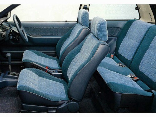 Характеристики автомобиля Daihatsu Charade 1.0DT TX (01.1987 - 01.1988): фото, вместимость, скорость, двигатель, топливо, масса, отзывы