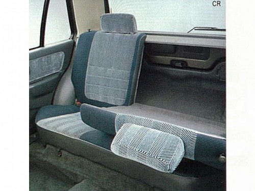 Характеристики автомобиля Daihatsu Charade 1.0 DT Will (02.1989 - 12.1990): фото, вместимость, скорость, двигатель, топливо, масса, отзывы