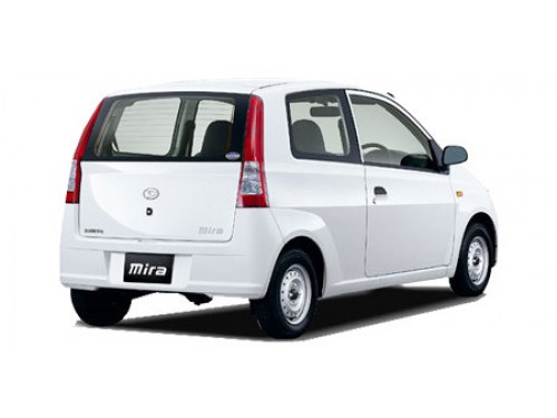Характеристики автомобиля Daihatsu Mira 660 A (12.2002 - 07.2005): фото, вместимость, скорость, двигатель, топливо, масса, отзывы