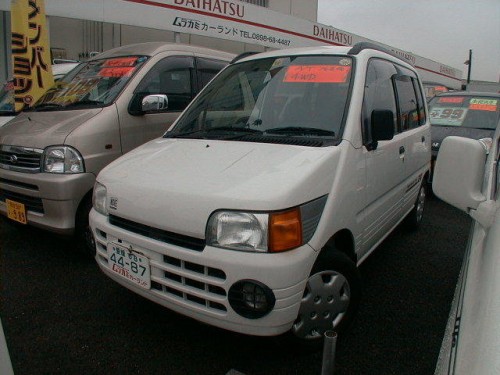 Характеристики автомобиля Daihatsu Move 660 CG (12.1997 - 09.1998): фото, вместимость, скорость, двигатель, топливо, масса, отзывы