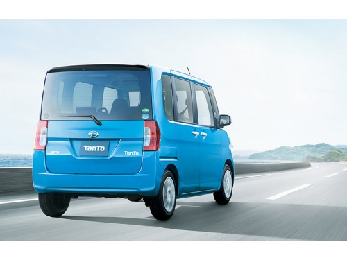 Характеристики автомобиля Daihatsu Tanto 660 Custom RS Smart Selection SN (05.2014 - 04.2015): фото, вместимость, скорость, двигатель, топливо, масса, отзывы