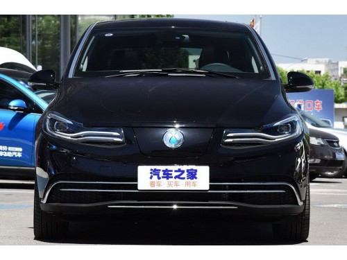 Характеристики автомобиля Denza 500 70 kWh 500 Fashion (03.2018 - 07.2019): фото, вместимость, скорость, двигатель, топливо, масса, отзывы
