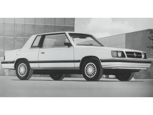 Характеристики автомобиля Dodge Aries 2.2 AT SE (10.1984 - 09.1985): фото, вместимость, скорость, двигатель, топливо, масса, отзывы