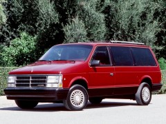Dodge Caravan 2.5 AT Base (06.1987 - 07.1990)