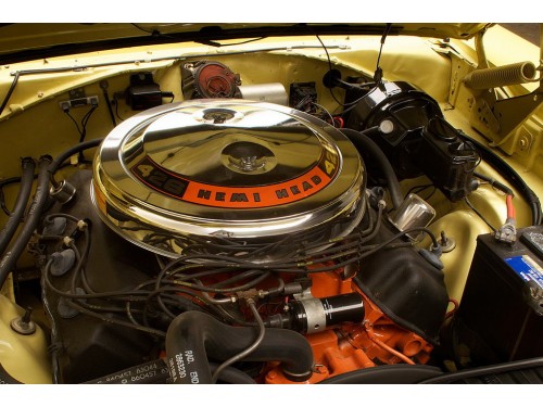 Характеристики автомобиля Dodge Charger 3.7 AT Charger SE 225 (09.1968 - 08.1969): фото, вместимость, скорость, двигатель, топливо, масса, отзывы