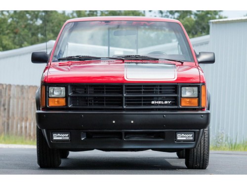 Характеристики автомобиля Dodge Dakota 2.2 MT Dakota Regular Cab LWB Advantage II Pkg. (03.1986 - 06.1988): фото, вместимость, скорость, двигатель, топливо, масса, отзывы