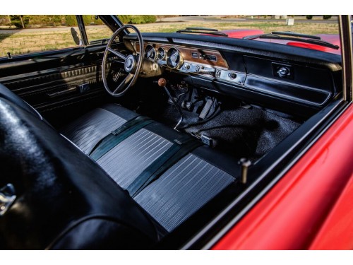 Характеристики автомобиля Dodge Dart 5.6 AT Dart Swinger 340 (10.1969 - 09.1970): фото, вместимость, скорость, двигатель, топливо, масса, отзывы