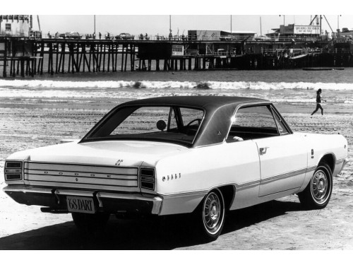 Характеристики автомобиля Dodge Dart 7.2 MT Dart GSS Hardtop (10.1967 - 09.1968): фото, вместимость, скорость, двигатель, топливо, масса, отзывы