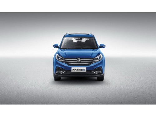 Характеристики автомобиля Dongfeng 580 1.5T CVT Luxury (06.2021 - н.в.): фото, вместимость, скорость, двигатель, топливо, масса, отзывы