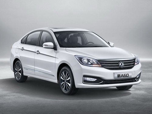 Характеристики автомобиля Dongfeng Aeolus A60 1.4L MT Distinguished (10.2015 - 04.2020): фото, вместимость, скорость, двигатель, топливо, масса, отзывы