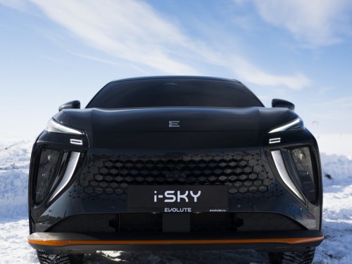 Характеристики автомобиля Evolute i-Sky 86 kWh (07.2023 - н.в.): фото, вместимость, скорость, двигатель, топливо, масса, отзывы