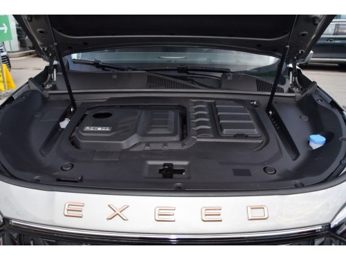 Характеристики автомобиля EXEED VX 2.0T AT Xingyao 400T (04.2023 - н.в.): фото, вместимость, скорость, двигатель, топливо, масса, отзывы