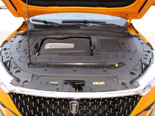 Характеристики автомобиля FAW Bestune T77 1.5 AMT Prestige Plus (10.2022 - н.в.): фото, вместимость, скорость, двигатель, топливо, масса, отзывы