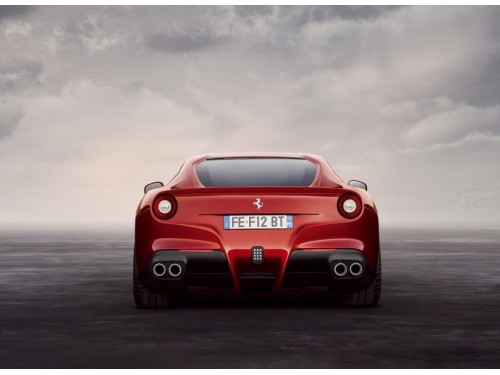 Характеристики автомобиля Ferrari F12 Berlinetta 6.3 AMT (01.2013 - 02.2017): фото, вместимость, скорость, двигатель, топливо, масса, отзывы