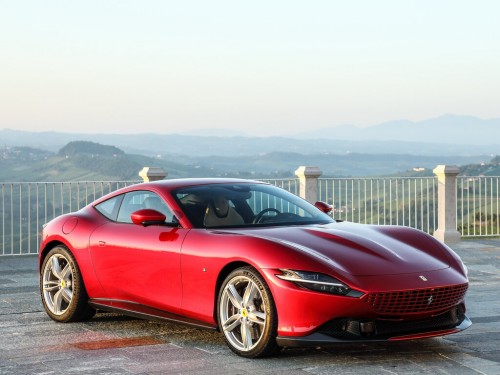 Характеристики автомобиля Ferrari Roma 3.9 AMT (11.2019 - 12.2022): фото, вместимость, скорость, двигатель, топливо, масса, отзывы