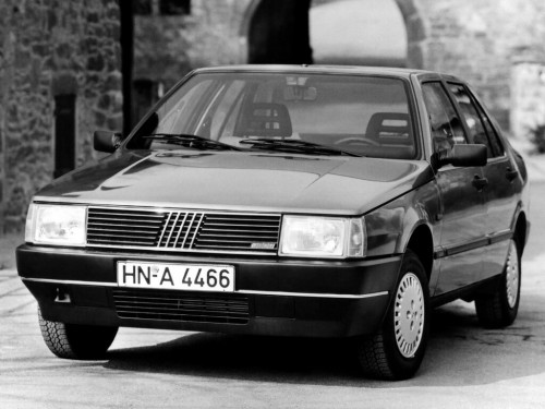 Характеристики автомобиля Fiat Croma 1.6 MT 1600 (12.1985 - 05.1989): фото, вместимость, скорость, двигатель, топливо, масса, отзывы