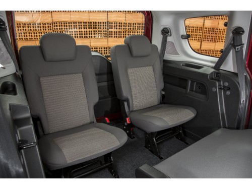 Характеристики автомобиля Fiat Doblo 1.4 T-Jet MT Natural Power SWB Panorama Lounge Family (01.2015 - н.в.): фото, вместимость, скорость, двигатель, топливо, масса, отзывы