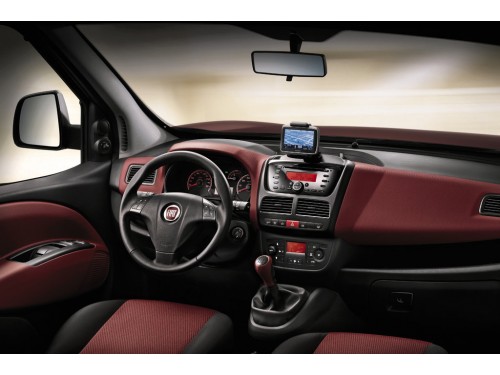 Характеристики автомобиля Fiat Doblo 1.4 T-Jet MT Easy Family (01.2012 - 01.2013): фото, вместимость, скорость, двигатель, топливо, масса, отзывы