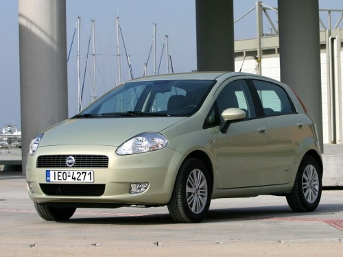 Характеристики автомобиля Fiat Grande Punto 1.3 Multijet MT Sport (10.2005 - 05.2010): фото, вместимость, скорость, двигатель, топливо, масса, отзывы