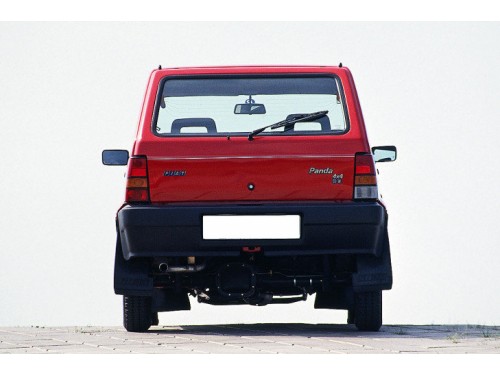 Характеристики автомобиля Fiat Panda 0.9 MT Young (01.1995 - 11.1995): фото, вместимость, скорость, двигатель, топливо, масса, отзывы