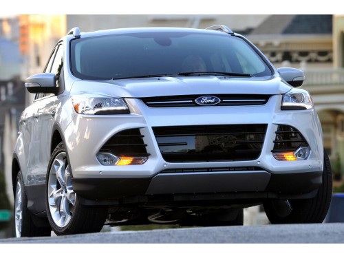 Характеристики автомобиля Ford Escape 1.6 AT SE (05.2012 - 04.2016): фото, вместимость, скорость, двигатель, топливо, масса, отзывы