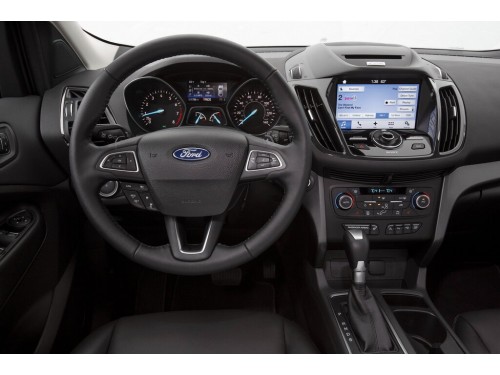 Характеристики автомобиля Ford Escape 2.5 AT S (05.2016 - 08.2019): фото, вместимость, скорость, двигатель, топливо, масса, отзывы