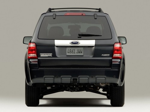 Характеристики автомобиля Ford Escape 2.5 AT FWD XLT (06.2008 - 04.2012): фото, вместимость, скорость, двигатель, топливо, масса, отзывы