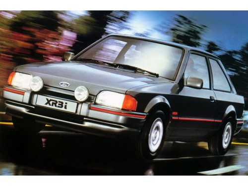 Характеристики автомобиля Ford Escort 1.1 MT Escort СL (03.1986 - 07.1987): фото, вместимость, скорость, двигатель, топливо, масса, отзывы