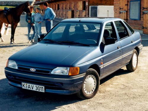 Характеристики автомобиля Ford Escort 1.6 CTX Escort CL (08.1990 - 07.1992): фото, вместимость, скорость, двигатель, топливо, масса, отзывы