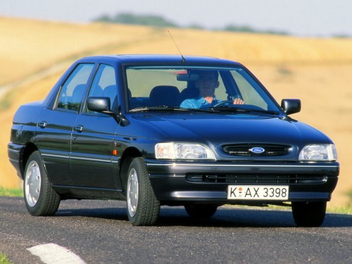Характеристики автомобиля Ford Escort 1.6i MT Escort CLX (08.1992 - 12.1994): фото, вместимость, скорость, двигатель, топливо, масса, отзывы