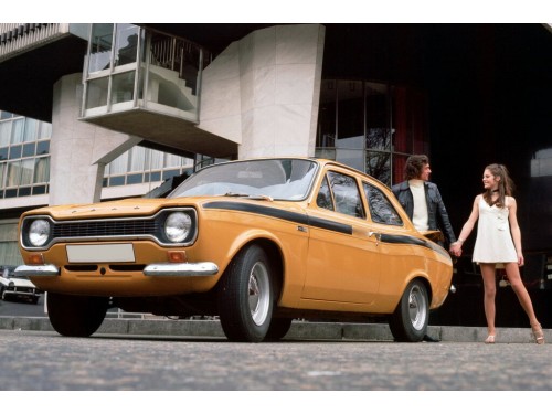 Характеристики автомобиля Ford Escort 1.1 MT Escort 1100 XL (07.1970 - 10.1974): фото, вместимость, скорость, двигатель, топливо, масса, отзывы