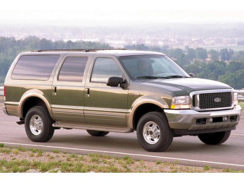 Характеристики автомобиля Ford Excursion 5.4 AT 4WD Limited Ultimate (08.2001 - 07.2002): фото, вместимость, скорость, двигатель, топливо, масса, отзывы